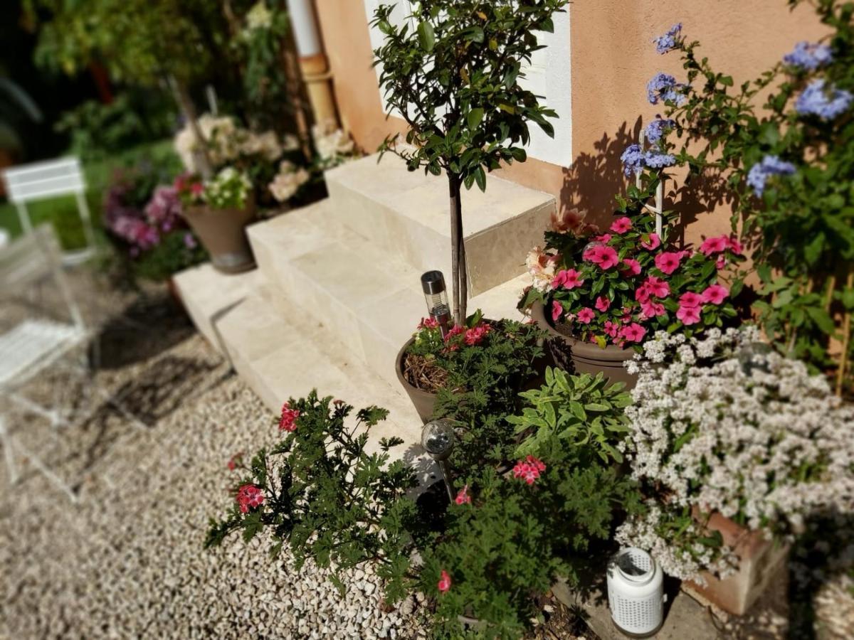 Sur Cour A 9e Mont D'or Apartamento Lyon